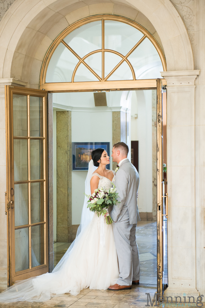 gold and greenery Youngstown wedding