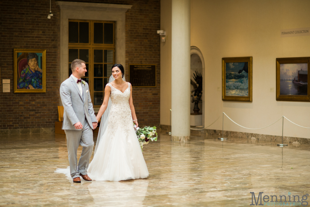 gold and greenery Youngstown wedding