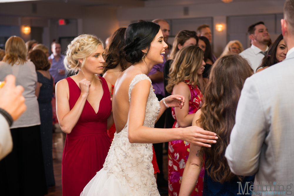 gold and greenery Youngstown wedding