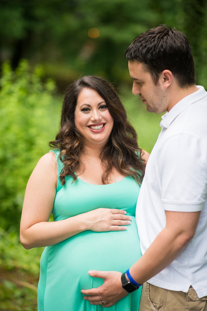 maternity photo session in Mill Creek Park Youngstown Ohio