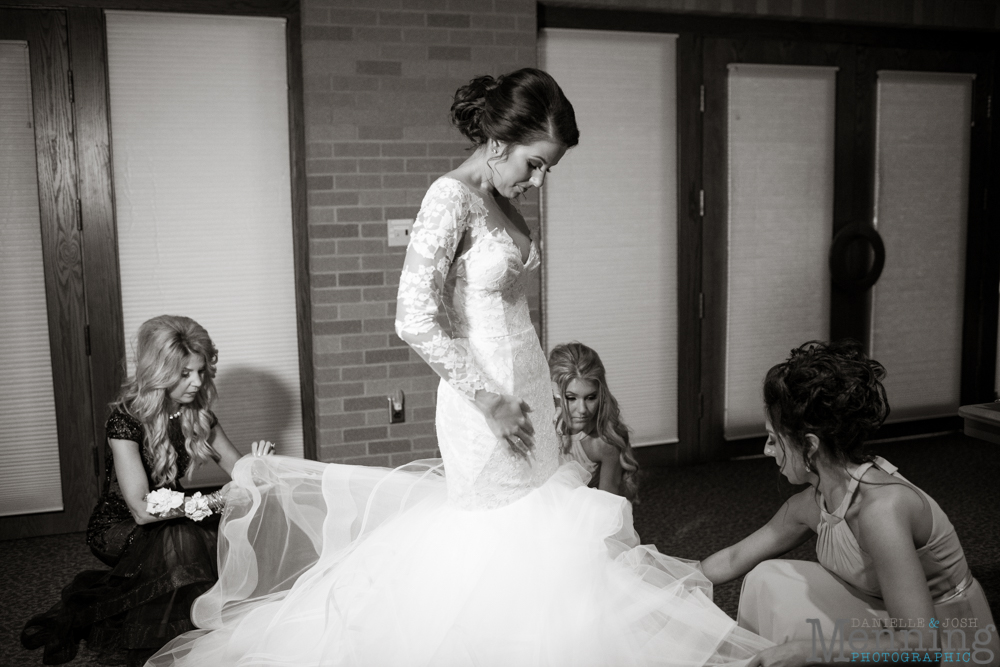 Youngstown, Ohio black tie wedding DeYor Powers Auditorium