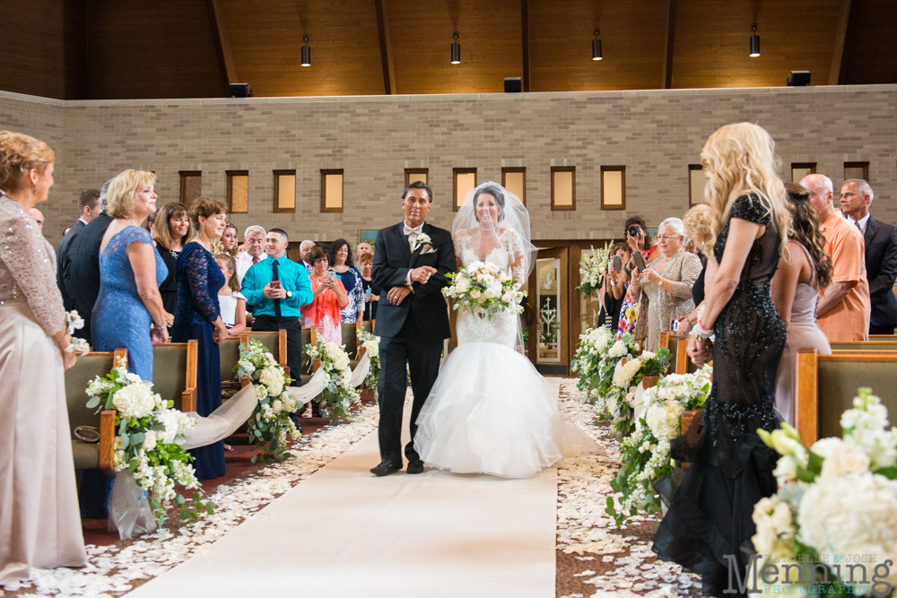 Youngstown, Ohio black tie wedding DeYor Powers Auditorium