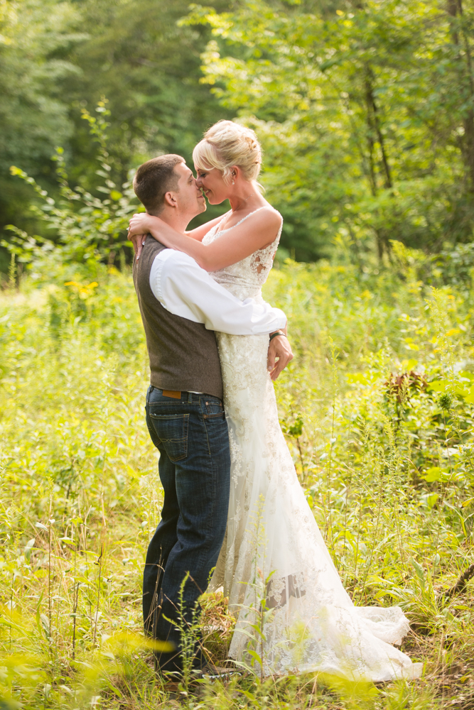 Lindsey & Michael Wedding - Century Farms - Carrollton, Ohio - Youngstown, Ohio Wedding Photographers_0132