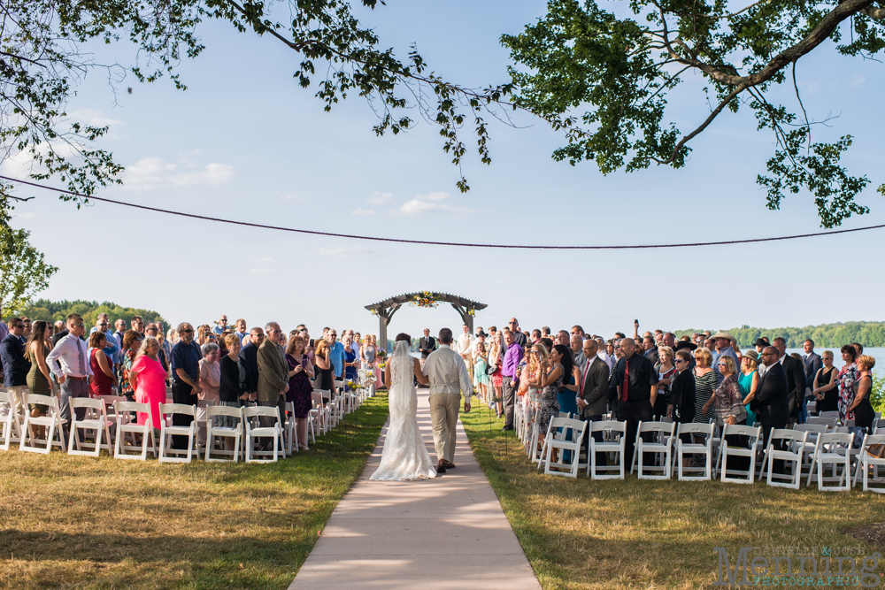 vineyards at pine lake wedding