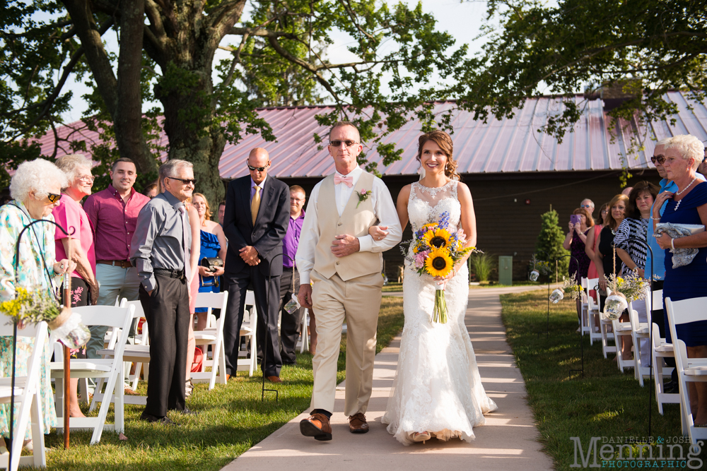 vineyards at pine lake wedding