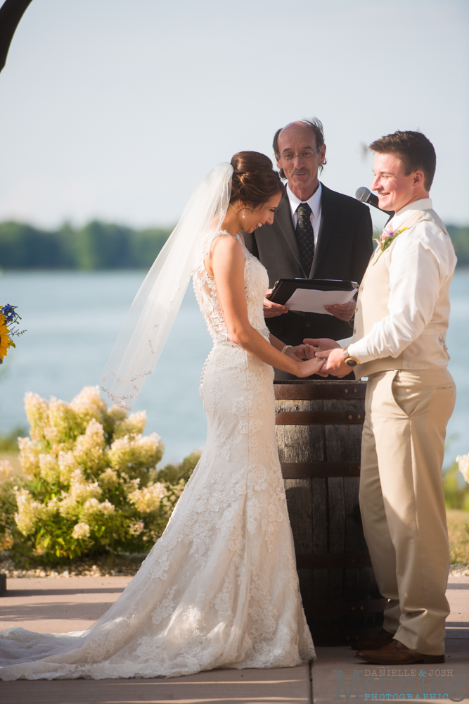 vineyards at pine lake wedding