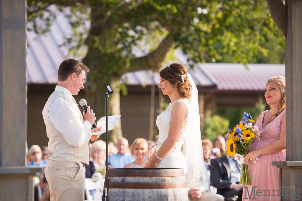 vineyards at pine lake wedding