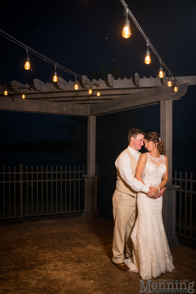 vineyards at pine lake wedding