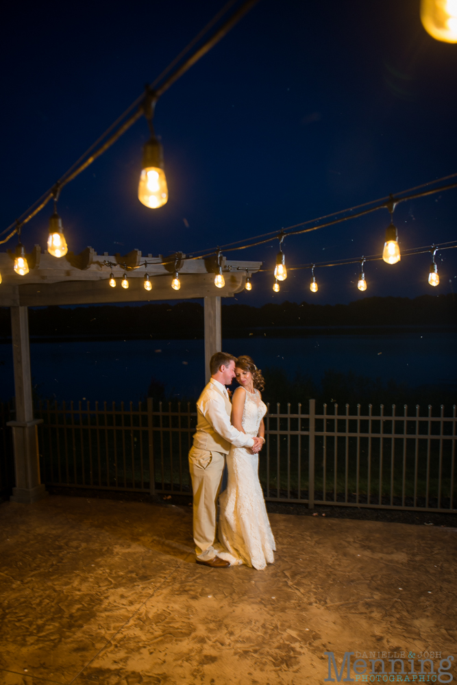 vineyards at pine lake wedding