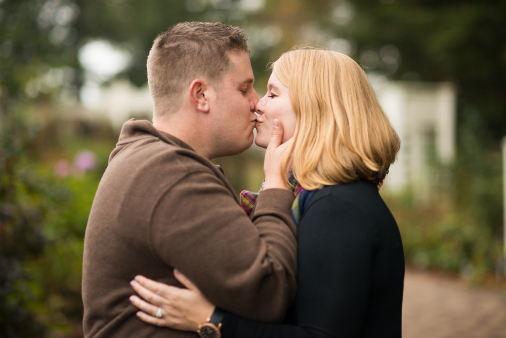 youngstown engagement photos