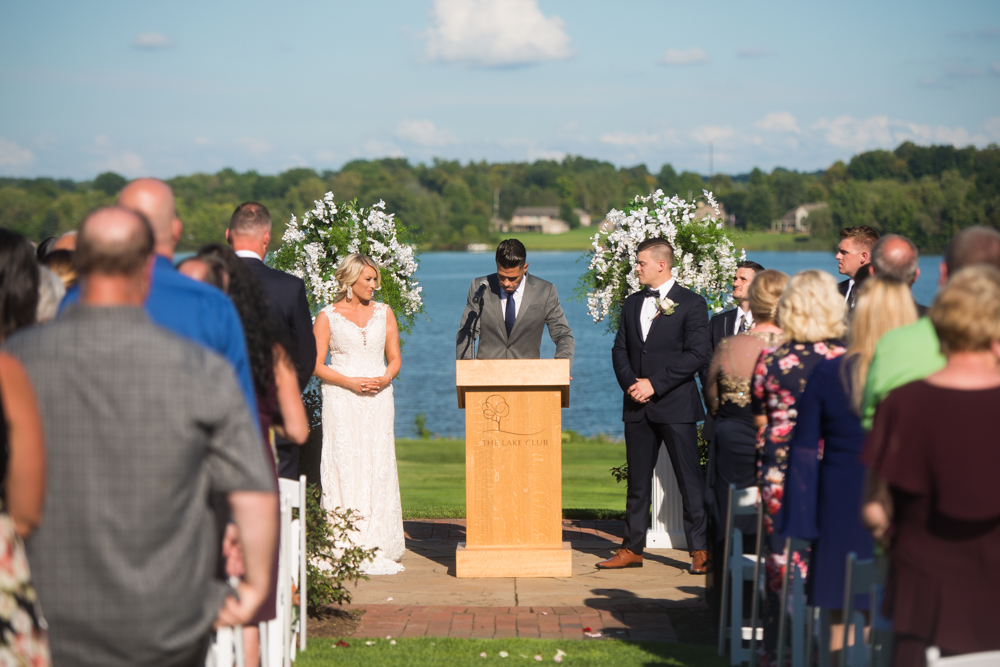 outdoor wedding lake club ohio