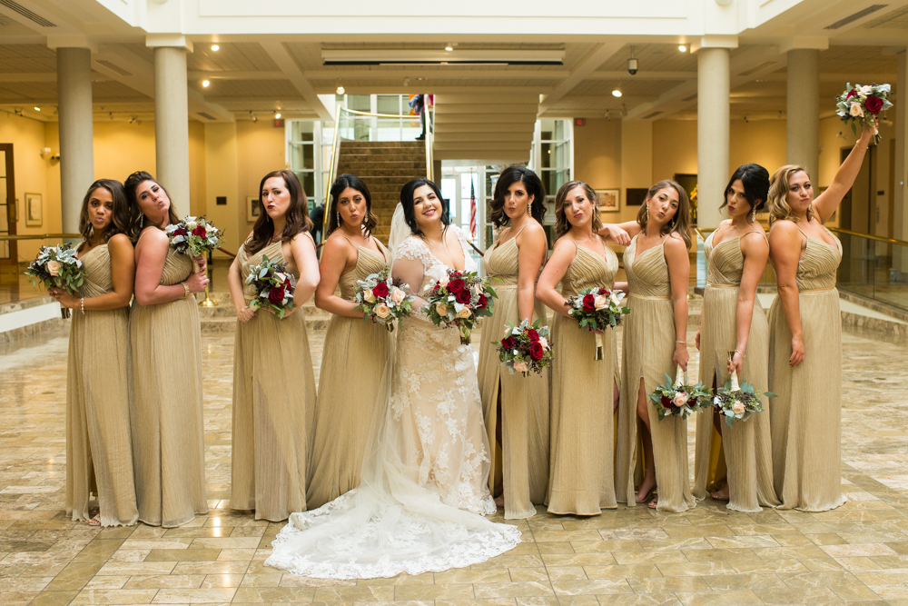 butler institute of american art bridal party photo