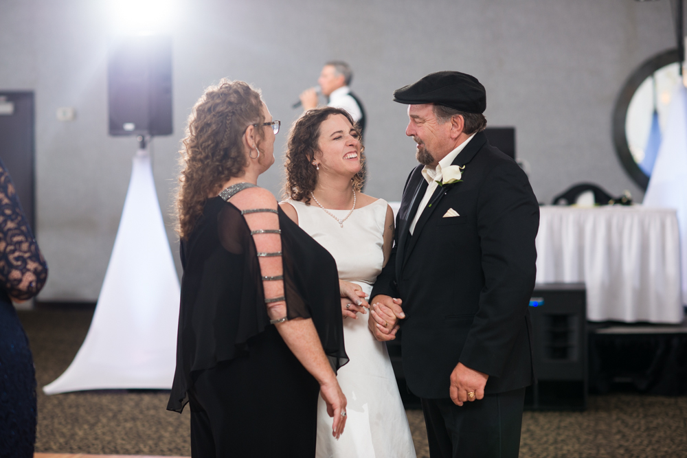 youngstown ohio wedding photographers