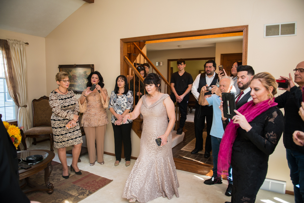 Greek wedding tradition