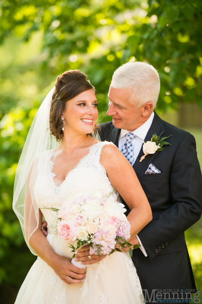 Monica & Chuck Wedding | Spread Eagle Tavern | Hanoverton, Ohio | Youngstown, Ohio Wedding Photographers